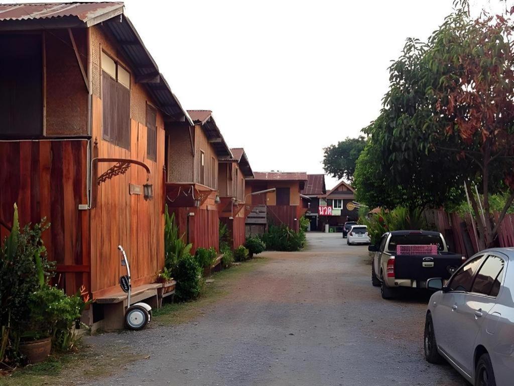 Jidapa Resort Phra Nakhon Si Ayutthaya Dış mekan fotoğraf